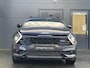 Kia Sportage 1.6 T-GDi Plug-in Hybrid AWD GT-Line Kia Sportage 1.6 T-GDi Plug-in Hybrid GT-Line | NIEUWE VOORRAAD SNEL LEVERBAAR! | | Trekhaak | Panoramadak | Stoel/Stuurwielverwarming | Elekt.  bedienbare Kofferbak | Apple Carplay / Android auto |