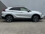 Mitsubishi Eclipse Cross 2.4 PHEV Intense+ / Trekhaak 1500KG trekgewicht / Stoelverwarming / Navigatie / Keyless Entry / Fabrieksgarantie tot 12-2026
