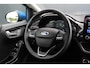 Ford Puma 1.0 EcoBoost Titanium | Incl. 12 maanden garantie | Trekhaak | Dodehoek detectie | Cruise control | Apple Carplay/Android auto | Lichtmetalen velgen | Elektrische kofferklep | DAB | Airco | Climate control | Navigatie