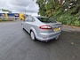 Ford Mondeo 2.0-16V Ghia NETTE AUTO RIJDT EN SCHAKELT GOED