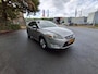 Ford Mondeo 2.0-16V Ghia NETTE AUTO RIJDT EN SCHAKELT GOED