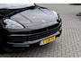 Porsche Cayenne 3.0 E-Hybrid 462pk | Pano | 22'' Wielen | Matrix PDLS+ | Massage Stoelen | Trekhaak wegklapbaar | Bose |