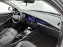 Kia e-Niro EV Edition Advanced 64.8 kWh | Navi | Stoel-stuurverwarming | Keyless entry & start | Metallic lak | Dodehoeksensoren | Climate Control