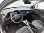 Kia e-Niro EV Edition Advanced 64.8 kWh | Navi | Stoel-stuurverwarming | Keyless entry & start | Metallic lak | Dodehoeksensoren | Climate Control
