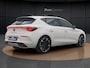 CUPRA Leon 1.4 e-Hybrid Essential Limited | Pano dak | Sportstoelen | Navigatie | Stoelverwarming |