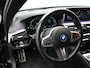 BMW 5-Serie Touring 530e M Sport Plug In Hybrid 293pk PHEV | Trekhaak af Fabriek | Laser LED | Adaptive Cruise | Head Up | Camera | Keyless | Lederen Sportstoelen | Apple Carplay | Sfeerverlichting |