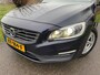 Volvo V60 2.0 D2 Nordic+ / Airco / Navi / Cruise Control / Half Leder / Volledig Onderh. Distr. Verv. / Verw. Voorstoel / Trekhaak