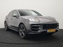 Porsche Cayenne Coupé 3.0 E-Hybrid Plug In Hybrid | MY 2024 Facelift | PHEV | Trekhaak Af Fabriek | Panodak | Luchtvering | Sportuitlaat | 4 Wiel Besturing | PDLS+ | Sport Chrono | InnoDrive Adaptive Cruise | SportDesign | Head up | Soft Close | 22"L.M | 360 Cam