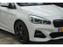 BMW 2-Serie Active Tourer 220i Executive Edition | M Pakket | PANO | Trekhaak