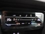 Volkswagen Tiguan 1.5 TSI R-Line Business 150PK DSG full led, navi via apple carplay/android auto, clima, pdc voor en achter, lane assist, 19" lichtmetaal, adaptive cruise