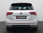 Volkswagen Tiguan 1.5 TSI R-Line Business 150PK DSG full led, navi via apple carplay/android auto, clima, pdc voor en achter, lane assist, 19" lichtmetaal, adaptive cruise