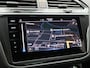 Volkswagen Tiguan 1.4 TSi 145 Pk eHybrid R-Line Business Automaat | Trekhaak | LED | Stoel en Stuur Verwarming | Adaptive Cruise | Carplay | Navigatiesysteem | Parkeersensoren | Camera | Elektrische Achterklep | 20 Inch | 30.380 Km!!