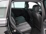 Volkswagen Tiguan 1.4 TSi 145 Pk eHybrid R-Line Business Automaat | Trekhaak | LED | Stoel en Stuur Verwarming | Adaptive Cruise | Carplay | Navigatiesysteem | Parkeersensoren | Camera | Elektrische Achterklep | 20 Inch | 30.380 Km!!
