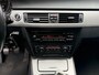 BMW 3-Serie Touring BMW 320i / PANORAMADAK / RIJDT SCHAKELT GOED / NAP