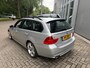 BMW 3-Serie Touring BMW 320i / PANORAMADAK / RIJDT SCHAKELT GOED / NAP