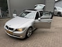 BMW 3-Serie Touring BMW 320i / PANORAMADAK / RIJDT SCHAKELT GOED / NAP