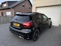 Mercedes-Benz A-klasse 180 AMG Aut Panoramadak Nightpakket SportLeder Navi Led Camera Carplay 18" Pdc