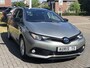 Toyota Auris Touring Sports 1.8 Hybrid Black Edition Go | Trekhaak, Parkeersensoren, Navigatie, Keyless, Safety Sense, Camera