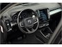 Volvo XC40 1.5 T3 Momentum Pro 164pk - Camera - ACC - Pano - Trekhaak - Carplay - Harman Kardon - Rijklaar