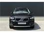 Volvo XC40 1.5 T3 Momentum Pro 164pk - Camera - ACC - Pano - Trekhaak - Carplay - Harman Kardon - Rijklaar