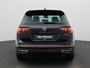 Volkswagen Tiguan 1.4 TSI eHybrid R-Line | 245 PK | SoH 100% | Plug-IN | Trekhaak | Navigatie | 20 Inch 'Suzuka' | Stoelverwarming en Stuurwielverwarming | Digital Cockpit | Park Assist |