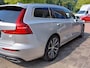 Volvo V60 2.0 T6 Recharge AWD Business Pro | Navi | Apple Carplay + Android Auto | Clima | Adap.Cruise | Led Koplampen | Keyless Entry | Dodehoek+Rijstrook+Licht+Regensensor | Privacy Glass | 18''lm