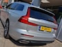 Volvo V60 2.0 T6 Recharge AWD Business Pro | Navi | Apple Carplay + Android Auto | Clima | Adap.Cruise | Led Koplampen | Keyless Entry | Dodehoek+Rijstrook+Licht+Regensensor | Privacy Glass | 18''lm