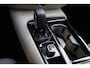 Volvo V60 2.0 T6 Plug-in hybrid AWD Essential Edition | Trekhaak | Park Assist | Pilot Assist | 18 inch