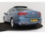 Volkswagen Passat 1.4 TSI GTE Connected Series Plus | Trekhaak | Panoramadak | Org NL | Camera | CarPlay | Stoelverwarming |