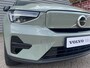 Volvo XC40 Single Motor Plus 69 kWh / Stoel- en stuurverwarming / Achteruitrijcamera / Elektrische achterklep /