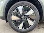 Volvo XC40 Single Motor Plus 69 kWh / Stoel- en stuurverwarming / Achteruitrijcamera / Elektrische achterklep /
