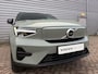Volvo XC40 Single Motor Plus 69 kWh / Stoel- en stuurverwarming / Achteruitrijcamera / Elektrische achterklep /