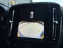 Volvo XC40 Single Motor Plus 69 kWh / Stoel- en stuurverwarming / Achteruitrijcamera / Elektrische achterklep /