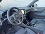 Volvo XC40 Extended Range Plus 82 kWh / Adaptieve cruise control / verwarmbare voorstoelen / Trekhaak /