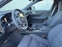 Volvo XC40 Extended Range Plus 82 kWh / Adaptieve cruise control / verwarmbare voorstoelen / Trekhaak /