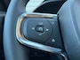 Volvo XC40 Extended Range Plus 82 kWh / Adaptieve cruise control / verwarmbare voorstoelen / Trekhaak /