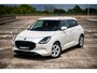 Suzuki Swift 1.2 Select Smart Hybrid | Automaat | Apple CarPlay | Adaptive Cruise Control | Navigatie | Camera | Parkeersensoren |