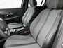 Peugeot e-208 EV Allure 51 kWh 156pk | 410km WLTP Actieradius | Accu SOH 97,2% | Navigatie | Camera v+a | Climate Control | Adaptieve Cruise Control | Parkeersensoren v+a | Dodehoeksensor | Armsteun | Digitaal instrumentenpaneel | Draadloze Apple Carplay / Android Auto + telefoonlader | DAB+ radio | Led koplampen | Donker getint glas | 16" lichtmetalen velgen |