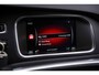 Volvo V40 Cross Country 1.5 T3 Momentum | Stand kachel | Stoel verwarming | 18" | Parkeersensoren voor en achter | High performance audio |