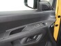 Opel Combo 1.5CDTI EURO 6 7 Stuks op voorraad! 3-Persoons Airco Cruise Control Bluetooth Elektr.ramen Elektr.spiegels+Verwarmd Centr.Vergr+ab. L1H1 Edition Schuifdeur Betonplex vloer Lat om Lat betimmering super nette origineel Nederlands geleverde auto!