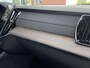 Volvo XC90 2.0 T8 Plug-in hybrid AWD Plus Dark | 360 gr. Parkeercamera | Extra getint Glas | Nieuw model!! | Head up display
