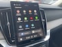 Volvo XC90 2.0 T8 Plug-in hybrid AWD Plus Dark | 360 gr. Parkeercamera | Extra getint Glas | Nieuw model!! | Head up display