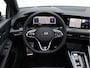 Volkswagen Golf 1.5 eTSI R-Line Business | Panorama dak | Adaptief onderstel | Head-up display | Black-style | NL-auto | 1e eigenaar |