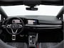 Volkswagen Golf 1.5 eTSI R-Line Business | Panorama dak | Adaptief onderstel | Head-up display | Black-style | NL-auto | 1e eigenaar |