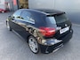 Mercedes-Benz A-klasse 160 Ambition (Elektrisch Schuifdak - LED koplampen - AMG pakket - Navigatie - Parkeersensoren V+A - Airco - Sportstoelen)