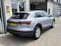 Audi E-tron 55 quattro edition 95 kWh / AUTOMAAT/ DIGITAL DASH/ CRUISE/ KEYLESS/ LUCHTVERING/ RIJ-MODI/ NAVI/ CLIMA/ DAB/ PARK. SENSOREN/ MATRIX/ BLUETOOTH