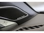Volkswagen Golf R-Line Edition 1.5 eTSI 150pk DSG Automaat Panoramadak, Harman Kardon audio, Adaptive cruise control, LED matrix koplampen, Achteruitrijcamera, Navigatie