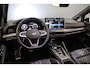 Volkswagen Golf R-Line Edition 1.5 eTSI 150pk DSG Automaat Panoramadak, Harman Kardon audio, Adaptive cruise control, LED matrix koplampen, Achteruitrijcamera, Navigatie