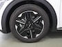 Kia EV6 Light Edition 63 kWh | Trekhaak | Stoel/Stuurwielverwarming | Navigatie | Parkeercamera | Climate Control |