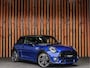 MINI Cooper 1.5 136PK Automaat John Cooper Works | HARMAN EN KARDON | KEYLESS | SFEERVERLICHTING | NAVI | PDC |